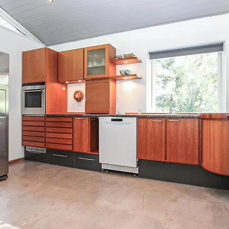 別荘 Gorgeous Home In Graested With Sauna *